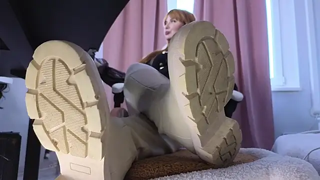 CruelSiren online show from February 7, 2026, 8:00 am