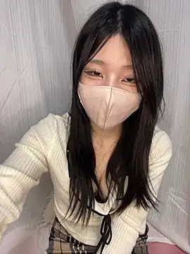 Snapshot of Yuki_chan_2 chatting on March 27, 2026, 1:56 pm Yuki chan 2 online show from March 27, 2026, 1:56 pm