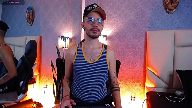 HairyDiamond  online show from September 27, 2025, 11:22 pm