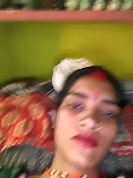 Snapshot of So_pinki chatting on April 13, 2026, 11:47 am So pinki online show from April 13, 2026, 11:47 am