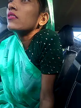 Snapshot of So_pinki chatting on February 17, 2026, 10:56 am So pinki online show from February 17, 2026, 10:56 am