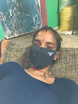 Snapshot of So_pinki chatting on September 20, 2025, 3:17 pm So pinki online show from September 20, 2025, 3:17 pm