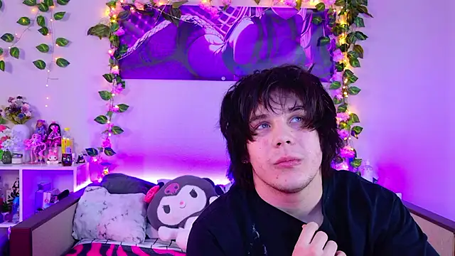 Snapshot of Night_angell69 chatting on February 9, 2026, 10:13 am Night angell69 online show from February 9, 2026, 10:13 am