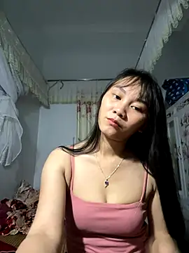 Snapshot of Almond-cute chatting on September 18, 2025, 12:08 pm Almond-cute online show from September 18, 2025, 12:08 pm