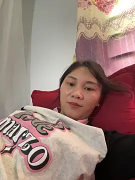 Snapshot of Almond-cute chatting on September 10, 2025, 7:07 am Almond-cute online show from September 10, 2025, 7:07 am