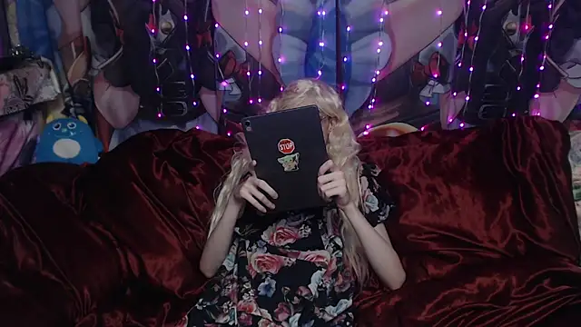 yutachka online show from November 12, 2025, 9:29 pm