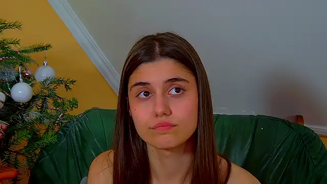 ArianaAllens online show from December 17, 2025, 6:35 pm