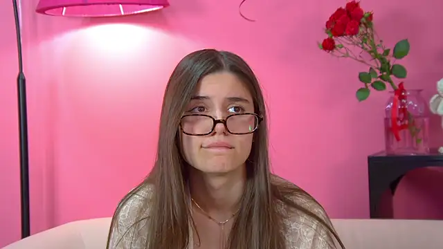 Snapshot of ArianaAllens chatting on February 7, 2026, 6:49 pm ArianaAllens online show from February 7, 2026, 6:49 pm