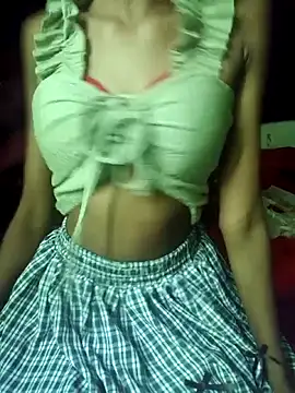 Snapshot of BunnyBloom25 chatting on March 31, 2026, 9:11 am BunnyBloom25 online show from March 31, 2026, 9:11 am