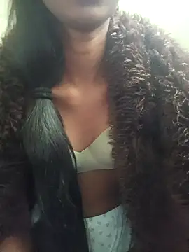 BunnyBloom25 online show from September 9, 2025, 7:18 am