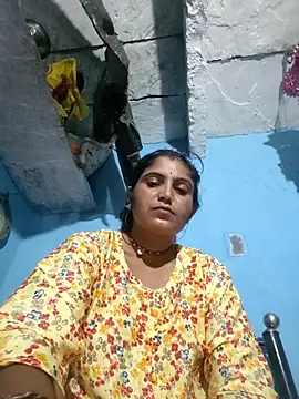 Snapshot of LUCKY_cut chatting on September 25, 2025, 4:13 pm LUCKY cut online show from September 25, 2025, 4:13 pm