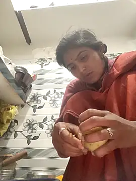 LUCKY cut online show from February 9, 2026, 2:42 am