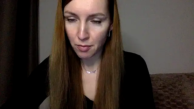 Varnyx online show from December 3, 2025, 7:02 pm