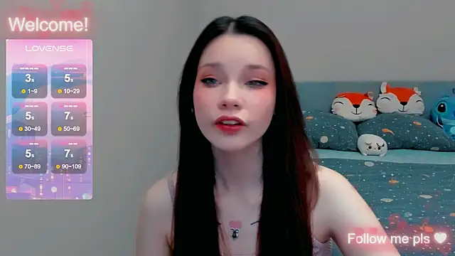 Snapshot of Kitten_Alissa chatting on November 25, 2025, 8:31 pm Kitten Alissa online show from November 25, 2025, 8:31 pm