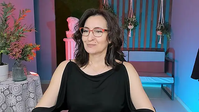 UnaTerra online show from November 17, 2025, 9:13 am