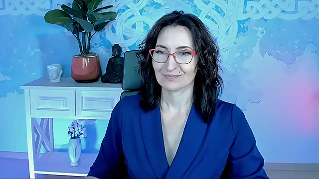 UnaTerra online show from October 10, 2025, 5:41 am