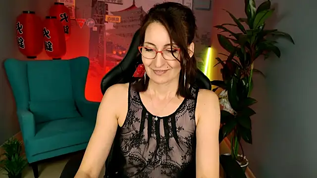 UnaTerra online show from October 6, 2025, 9:21 am