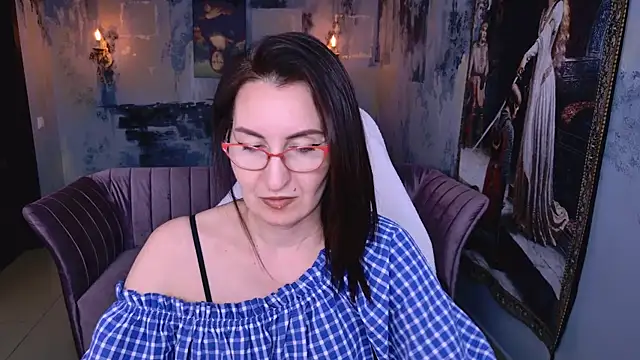 UnaTerra online show from May 10, 2026, 6:17 am