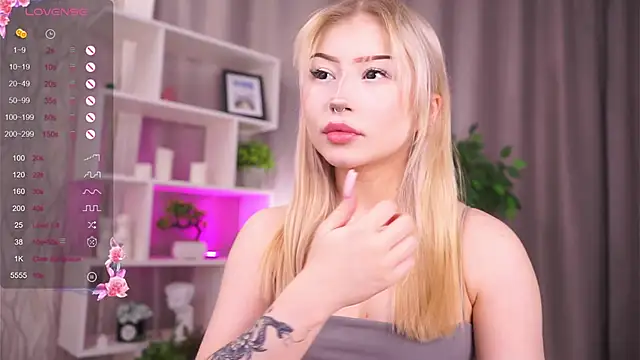 Snapshot of AudieKaemmerer chatting on November 9, 2025, 4:33 pm AudieKaemmerer online show from November 9, 2025, 4:33 pm