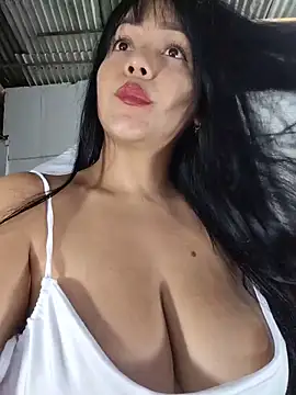 Snapshot of karly_hot_ chatting on June 6, 2026, 12:05 am karly hot online show from June 6, 2026, 12:05 am