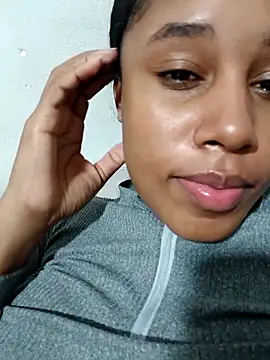 Snapshot of MoniqueMulberry chatting on October 7, 2025, 8:48 am MoniqueMulberry online show from October 7, 2025, 8:48 am