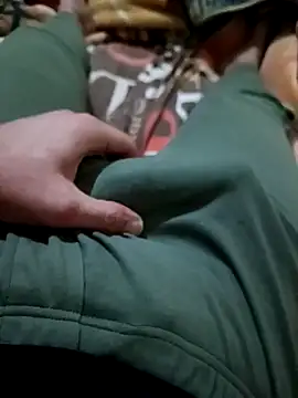 anis3g4 online show from November 14, 2025, 1:26 pm