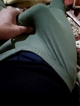 anis3g4 online show from November 13, 2025, 8:46 pm