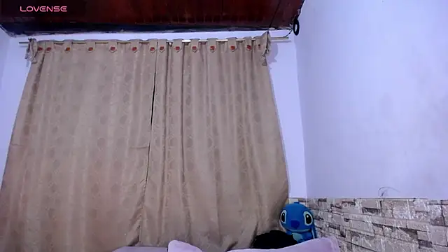 DaraKat18 online show from February 22, 2026, 10:44 pm