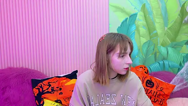 Beverly Gomes online show from October 23, 2025, 10:36 am