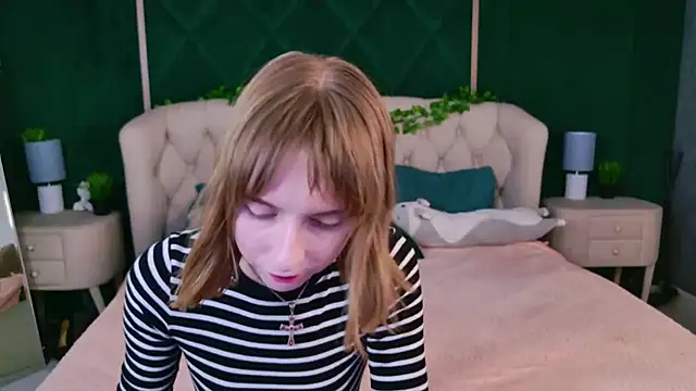 Beverly Gomes online show from November 17, 2025, 3:38 pm