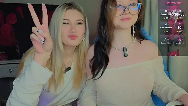 hornyprincess19 online show from November 1, 2025, 1:05 pm