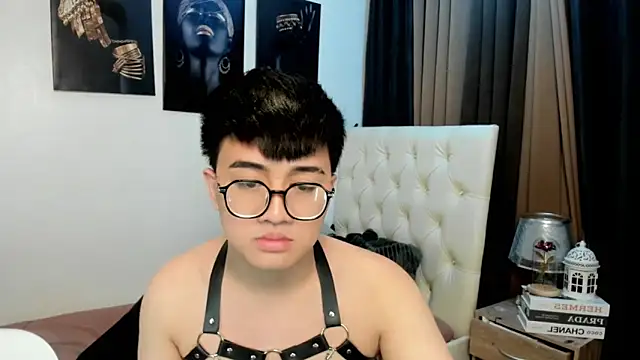 Snapshot of KentAivan chatting on October 15, 2025, 8:33 am KentAivan online show from October 15, 2025, 8:33 am