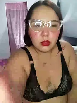 Snapshot of daniza2200 chatting on September 17, 2025, 10:56 pm daniza2200 online show from September 17, 2025, 10:56 pm