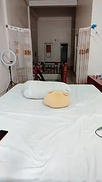 Snapshot of JunCii chatting on April 5, 2026, 5:30 pm JunCii online show from April 5, 2026, 5:30 pm