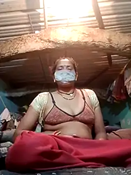 Snapshot of CUTE-004 chatting on February 16, 2026, 5:00 pm CUTE-004 online show from February 16, 2026, 5:00 pm