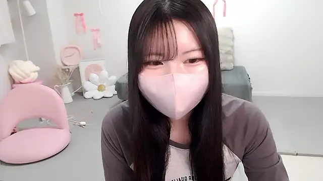 moka-neko online show from February 23, 2026, 1:23 pm