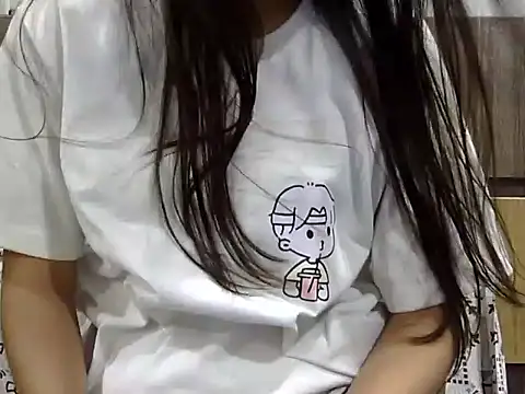 SEXYGUDIYA online show from October 2, 2025, 5:05 pm