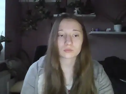LindaPretty online show from October 19, 2025, 3:15 pm