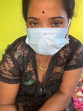 Snapshot of Sexyhotcouples22 chatting on December 4, 2025, 10:03 am Sexyhotcouples22 online show from December 4, 2025, 10:03 am