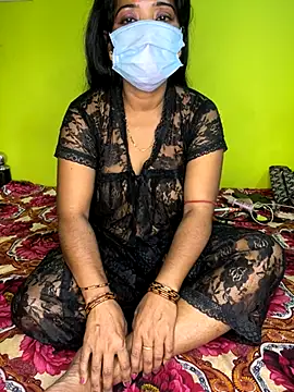 Snapshot of Sexyhotcouples22 chatting on November 28, 2025, 11:32 am Sexyhotcouples22 online show from November 28, 2025, 11:32 am