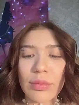 Snapshot of milkiiis chatting on October 18, 2025, 2:57 am milkiiis online show from October 18, 2025, 2:57 am