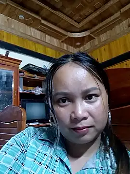 Snapshot of -Kitty-92 chatting on September 10, 2025, 10:47 am -Kitty-92 online show from September 10, 2025, 10:47 am