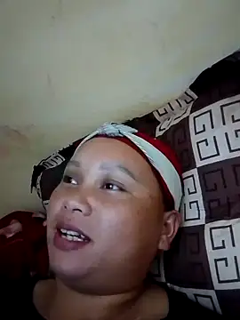 Snapshot of -Kitty-92 chatting on October 14, 2025, 10:27 am -Kitty-92 online show from October 14, 2025, 10:27 am