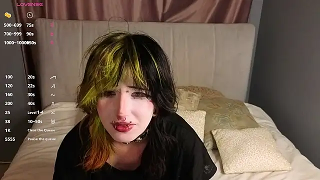 KandraCruser online show from October 30, 2025, 8:06 pm