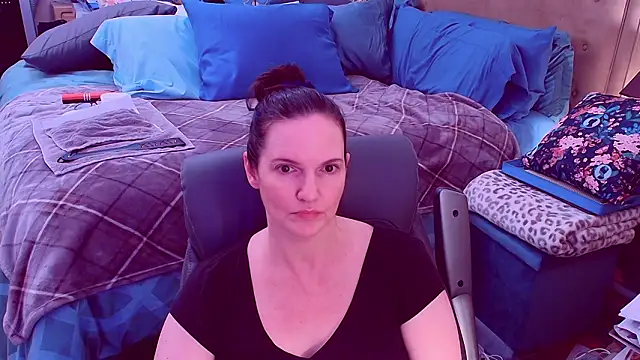 ninajaymes online show from January 16, 2026, 9:41 pm