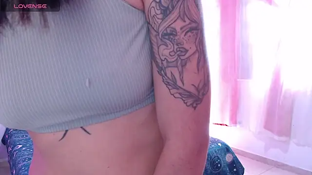 Snapshot of ocxxi_0524 chatting on October 16, 2025, 3:09 pm ocxxi 0524 online show from October 16, 2025, 3:09 pm