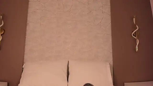 Snapshot of allie_bruce chatting on February 3, 2026, 2:32 am allie bruce online show from February 3, 2026, 2:32 am