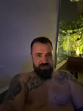 KstnSrg19 online show from April 17, 2026, 9:06 pm