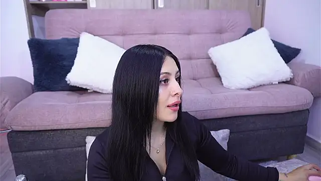 SophiieCumsx online show from February 12, 2026, 4:12 am