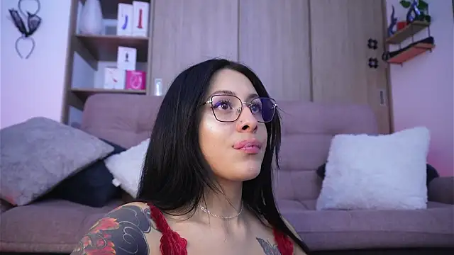 SophiieCumsx online show from February 27, 2026, 10:20 pm